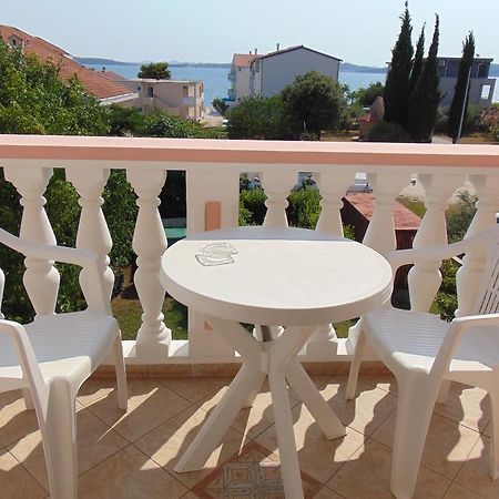 Bed and Breakfast Pansion Kardum Bibinje Exterior foto