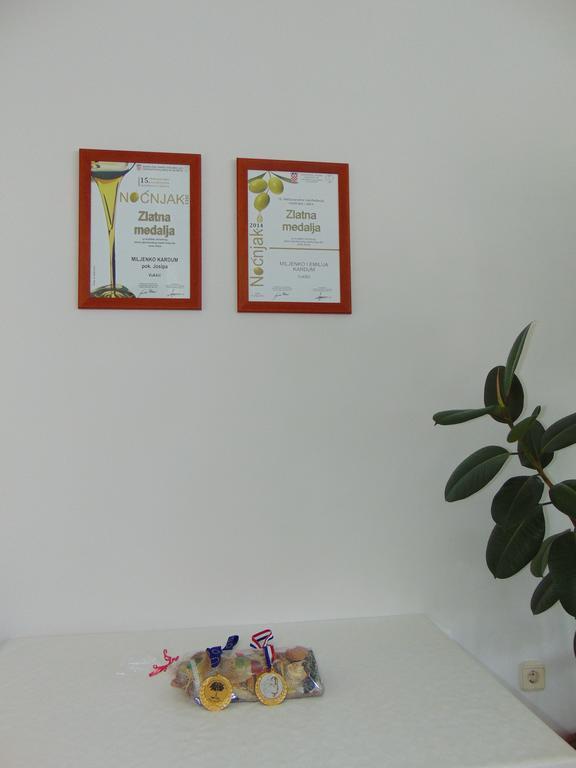 Bed and Breakfast Pansion Kardum Bibinje Exterior foto